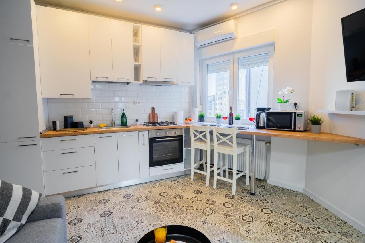 One Bedroom Flat In Bucharest'S Historic District Luaran gambar